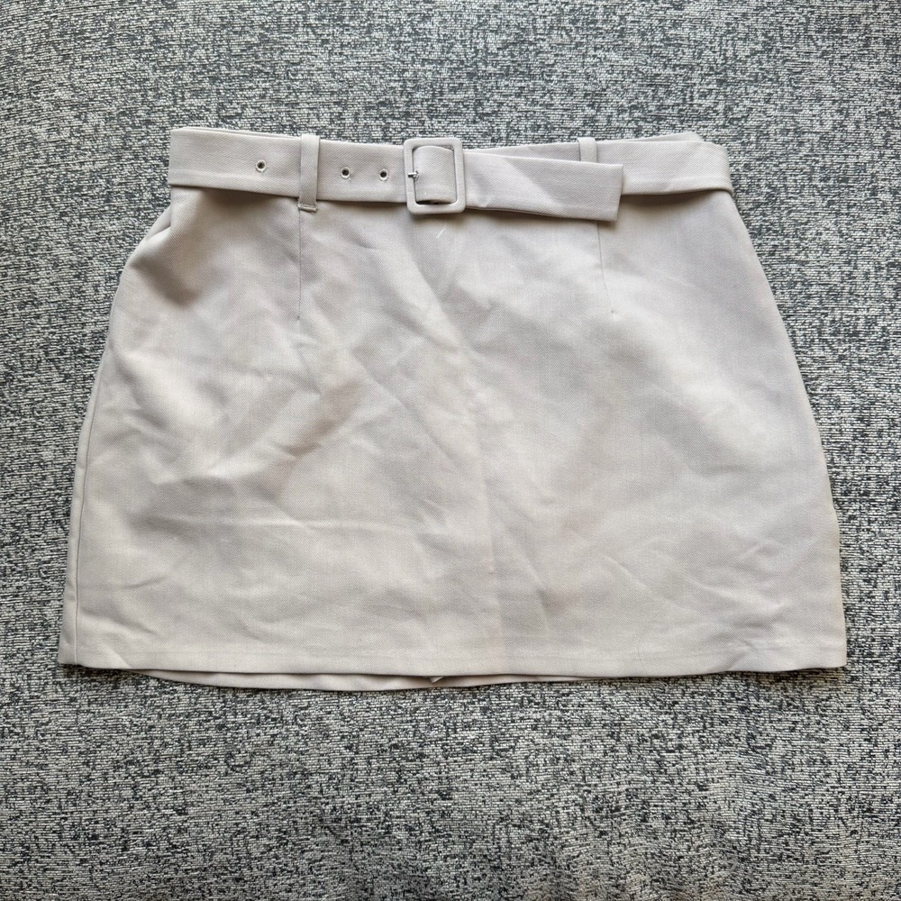 Abercrombie & Fitch AF Mini Skirt Beige Taupe Belted Size M Skort Quiet Luxury